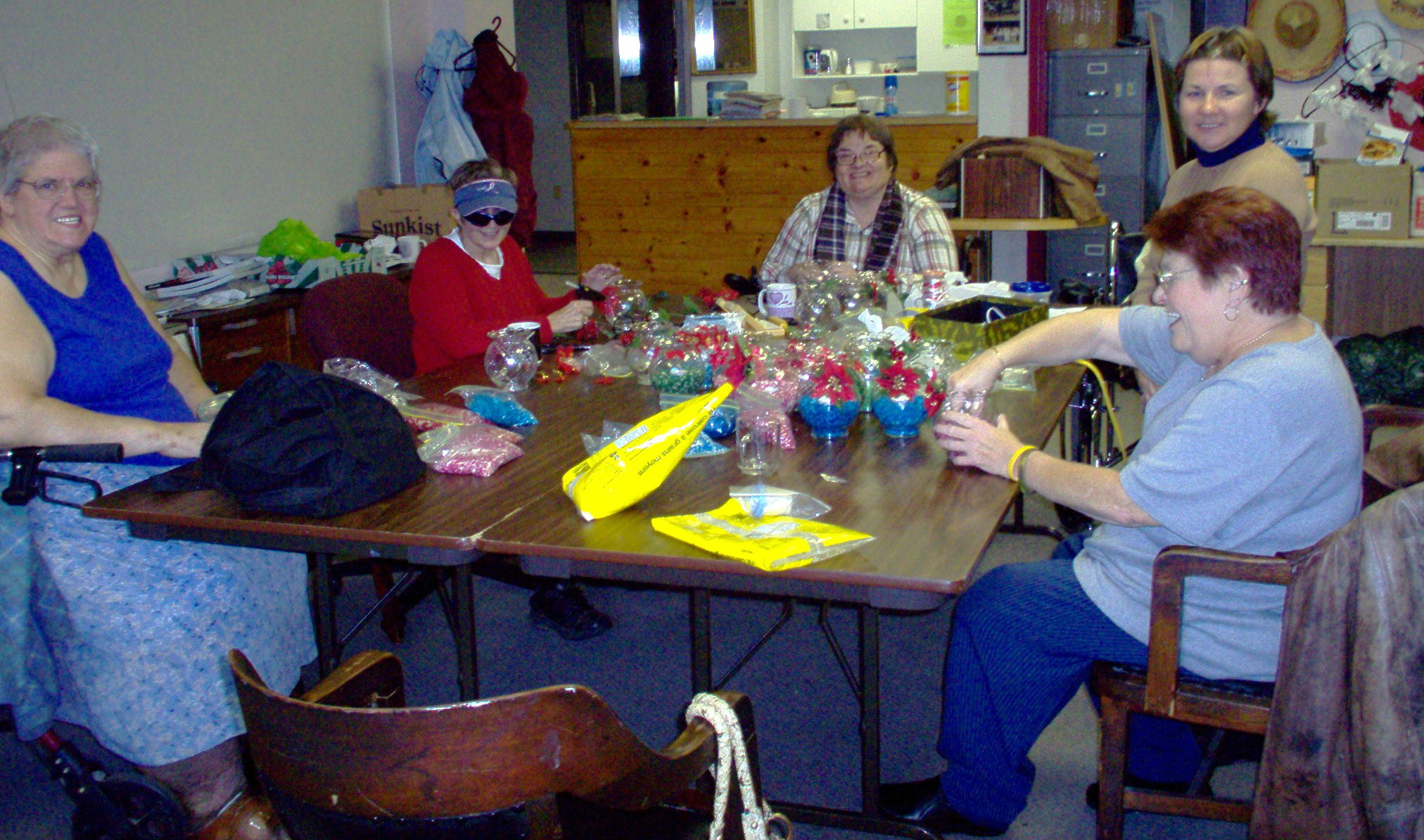 Making colorful vases